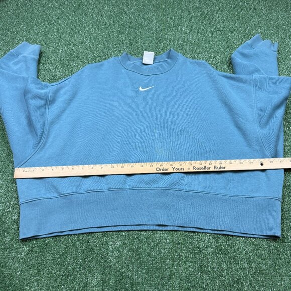 Nike Sweatshirt Women's Size M Blue Pullover Cropped Oversize Boxy Swoosh Center - Picture 5 of 7